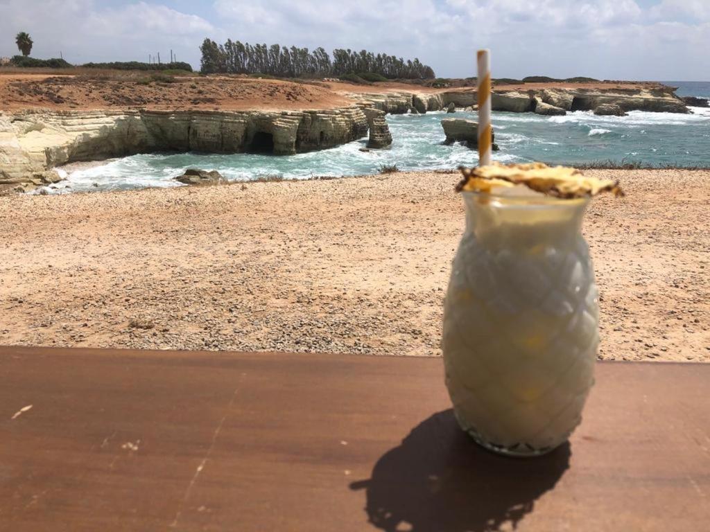 207 Kings Palace Seaview Paphos ภายนอก รูปภาพ